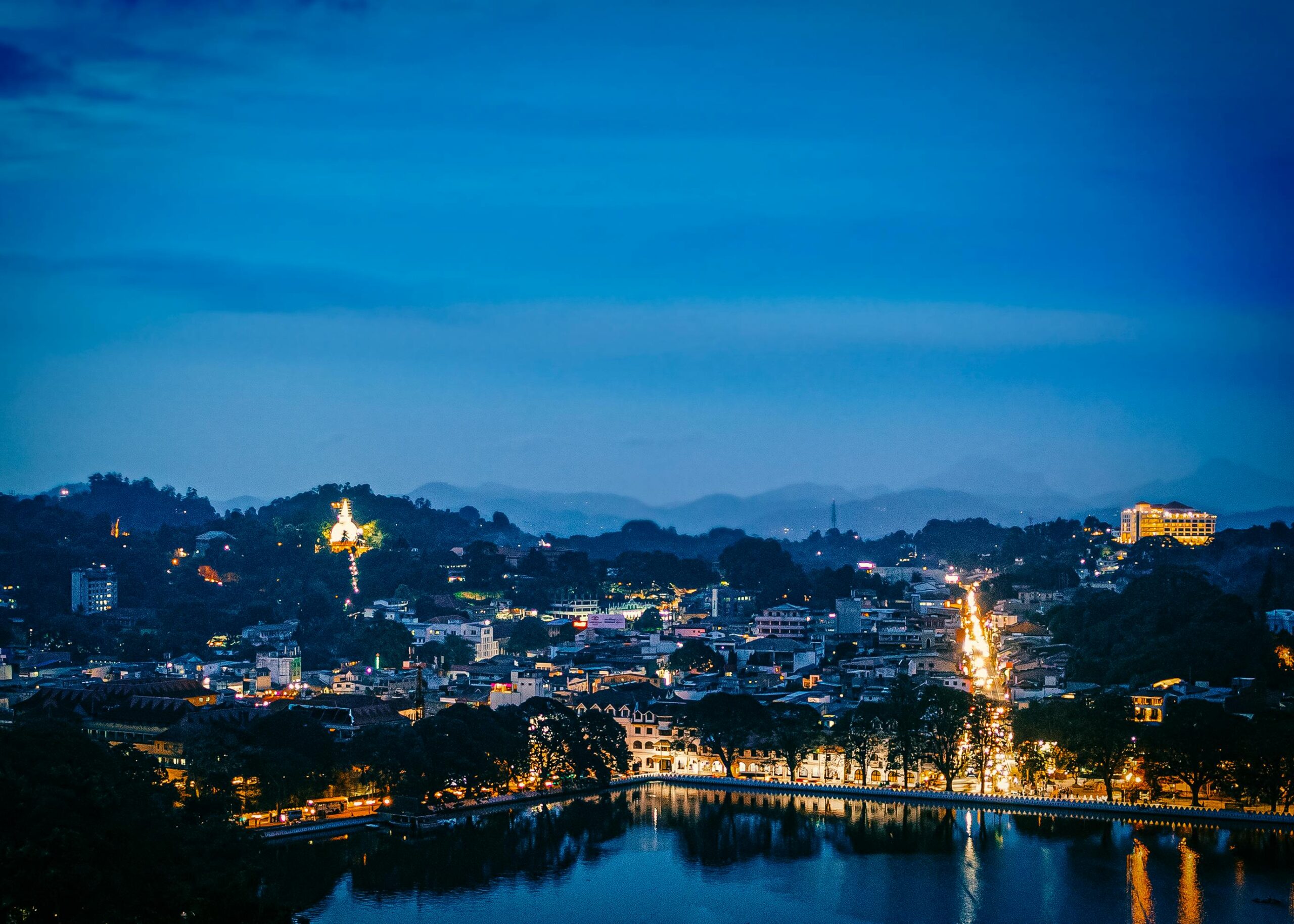 pexels-kanishkaranasinghe-2751667